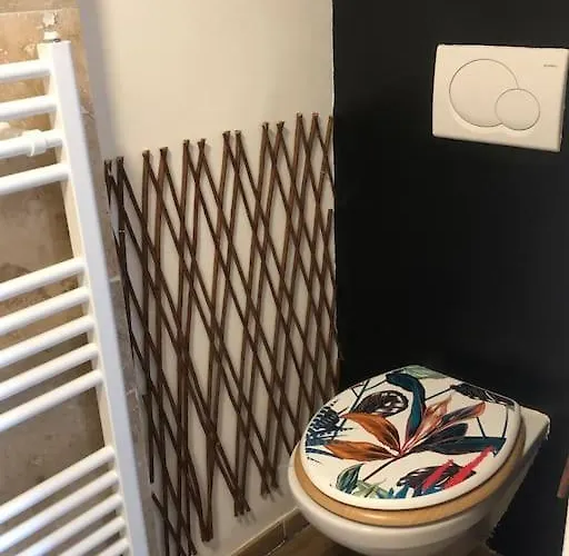 Maison Au Bord De L'Eau