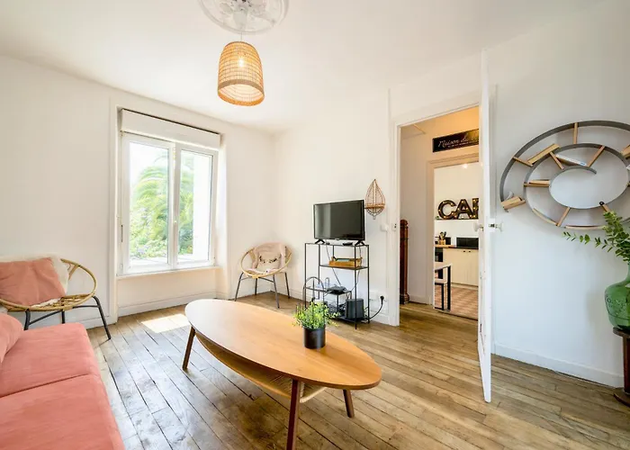 La Dolce Vita, Maison Et Stationnement Gratuit